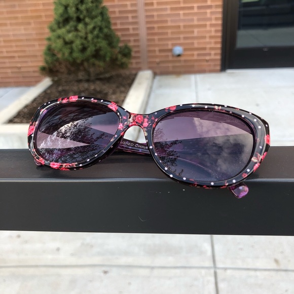 Floral Sunglasses - Picture 3 of 3